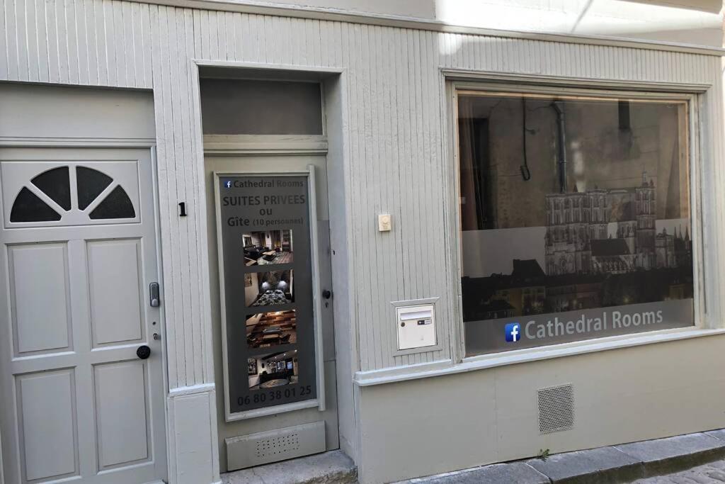 Laon :   Suite privée au pied de la Cathédrale  Extérieur photo